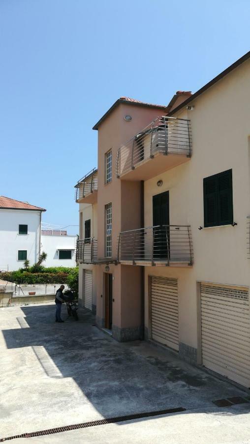 Da Rino Apartment Cipressa Exterior photo